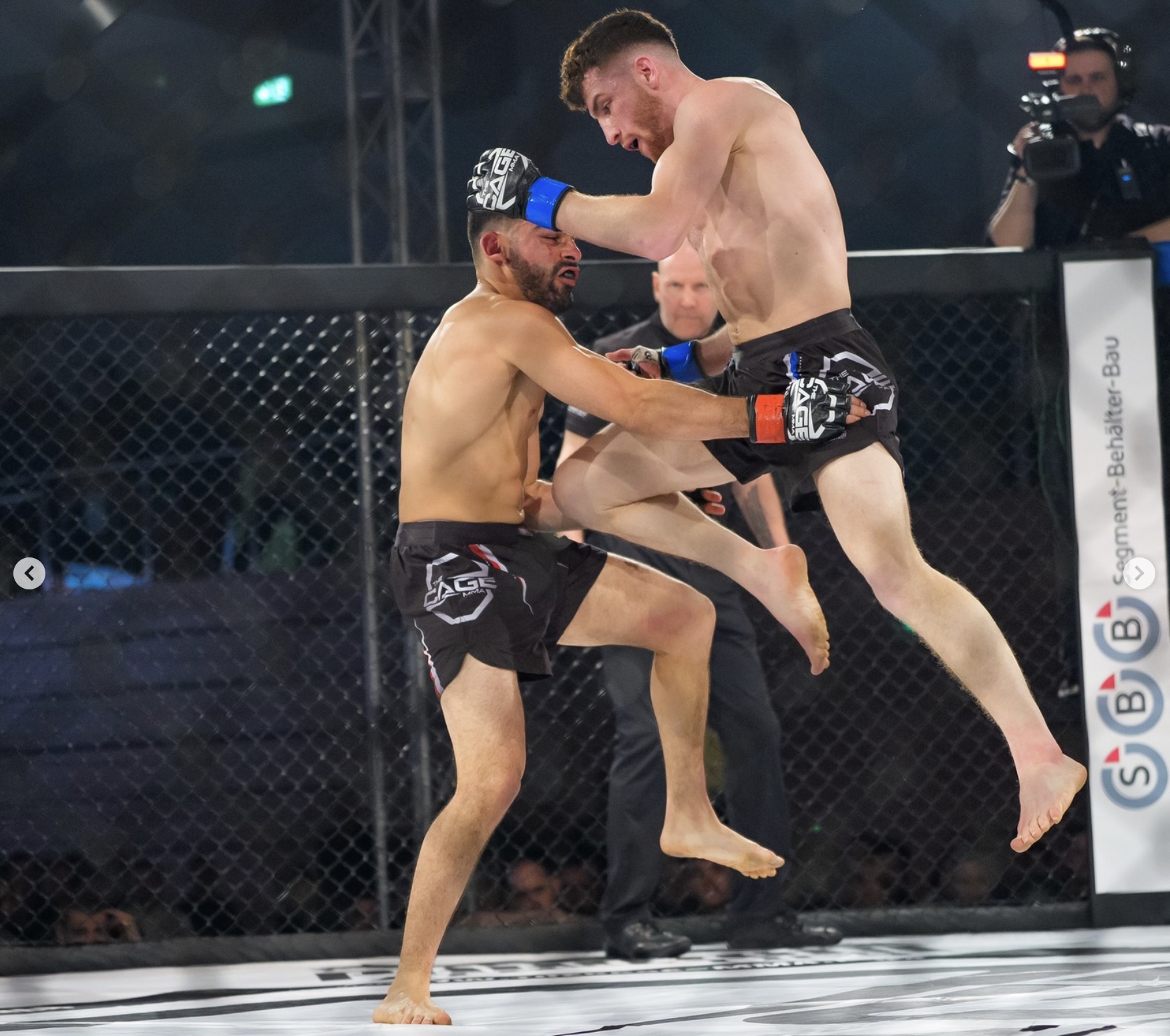 mma-the-cage-faa-2.jpg